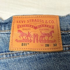 未使用 LEVIS リーバイス 511 W28 L32 ダメージデニムの画像