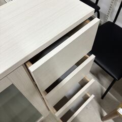 ★ジモティ割引あり★ キャビネット 木目調 アイボリー 吉川木工 茶 W(幅)90×D(奥行き)25×H(高さ)85.5cm ※クリーニング済みの画像