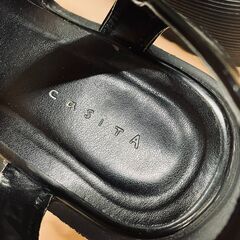 casita 厚底ストラップサンダル（ブラック）Mの画像