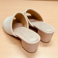 casita 5cmヒールサンダル（ベージュ系）Mの画像