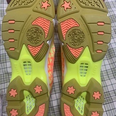 ランニングシューズの画像
