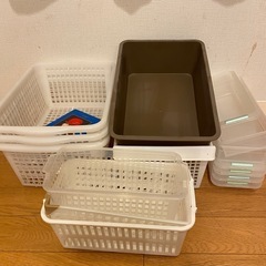 プラスチックケース大量