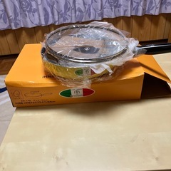 IH対応フライパン24cm、蓋つき