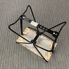 折りたたみ椅子の画像