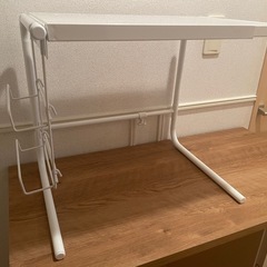 伸縮レンジラック ラップホルダー付き 46～64cm(ホワイト)