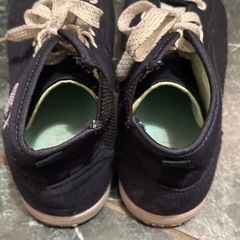 キッズ　ハイカットスニーカー  23センチの画像