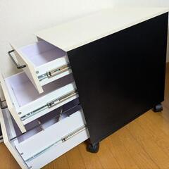 完売美品パソコンデスク下棚の画像