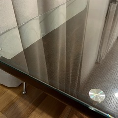 (これ以上は下げません)ガラステーブル　の画像