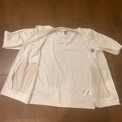 FILAスポーツウェア上の画像