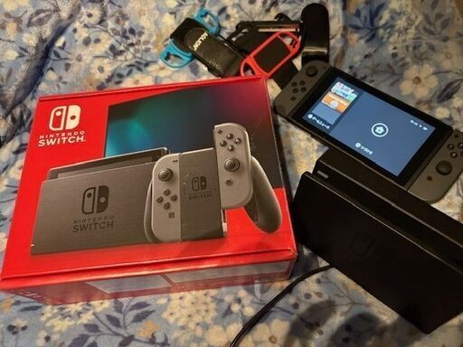 Nintendo Switch／任天堂スイッチ早い者勝ち！新品同様