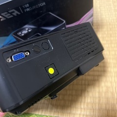 即引渡し可能！yaber y60 プロジェクター の画像