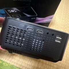 即引渡し可能！yaber y60 プロジェクター の画像