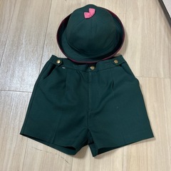 新田幼稚園　帽子、制服