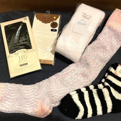 もこもこ靴下とタイツのセット