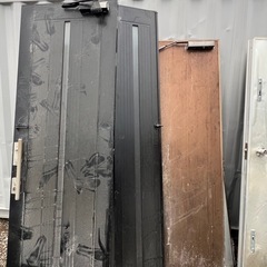 中古アルミドア枠無しの画像