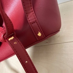 リュック Charles&Keith 赤の画像