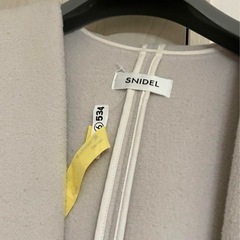 最安値！snidel パイピングフードコート　オフホワイトの画像