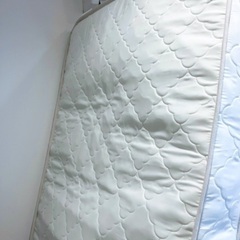 新品未使用シングルマットレスの画像
