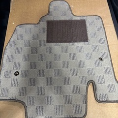 新型ステップワゴン　フロアマット