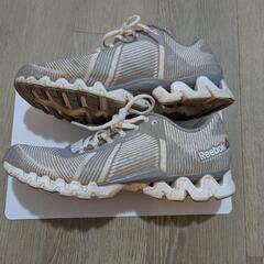 Reebok　26.5〜27cmの画像