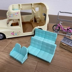 シルバニアファミリー　キャンピングカーの画像