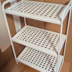 白いラック