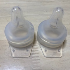 産院ピジョン哺乳瓶の画像