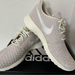【新品】NIKE ローシワン フライニット 27cm グレーホワ...