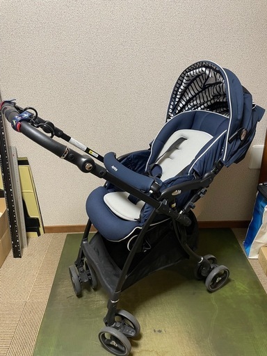 アップリカ　ラクーナビッテクッション　Aprica