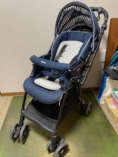 アップリカ　ラクーナビッテクッション　Aprica\n
