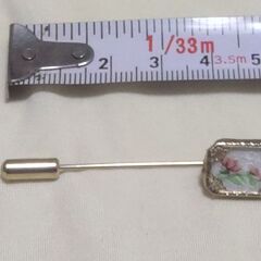 【まだ受付中】01-09 陶器調の花のピンブローチ 早い者勝ちです✨✨