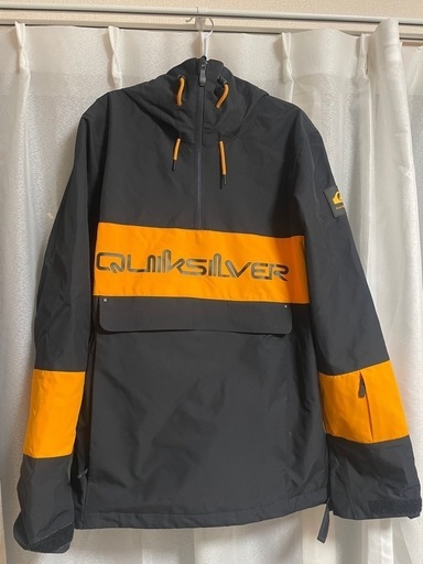 Quick silver スノボウェア
上下セット
