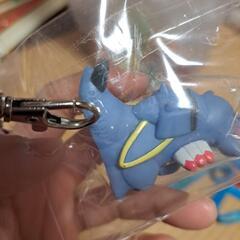 ポケモン　アーマルド　指人形の画像