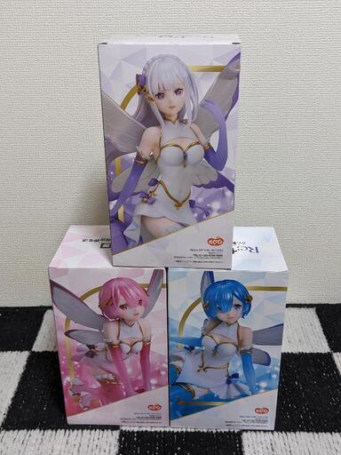 新品C♥️ゼロから始める異世界生活フィギュア３体