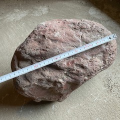 25cm越　庭石　佐渡　赤玉石　赤石　大きめの画像