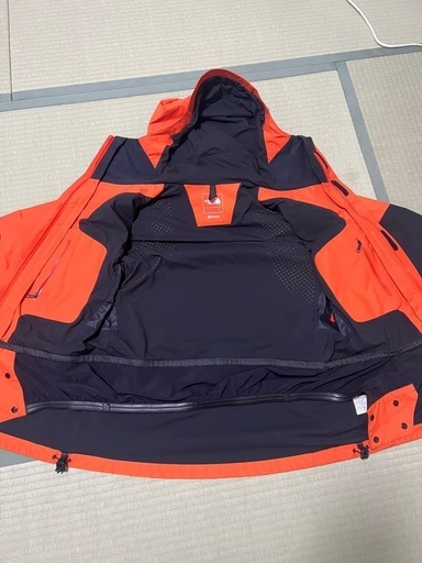 ノースフェイス マウンテンパーカー ゴアテックス