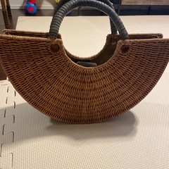 The Bagmati バッファローレザー かごバッグの画像
