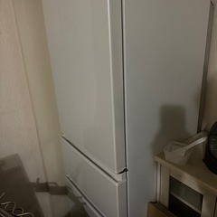 【定価85%OFF ノンフロン 3ドア冷蔵庫 330L】 三菱 MR-C33F-W　の画像