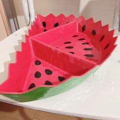 ハワイで購入スイカ🍉模様の大皿　素材は陶器ではありませんが質感は陶器用の皿です。の画像