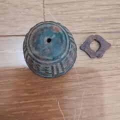 昔の南部鉄器風鈴伝統工芸品の画像