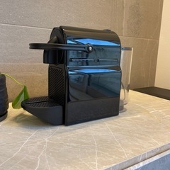 ネスプレッソ オリジナル カプセル式　コーヒーメーカー イニッシア の画像