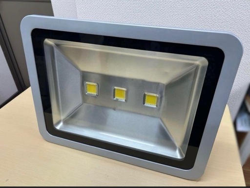 ウェイウェイ  LED投光器　作業灯