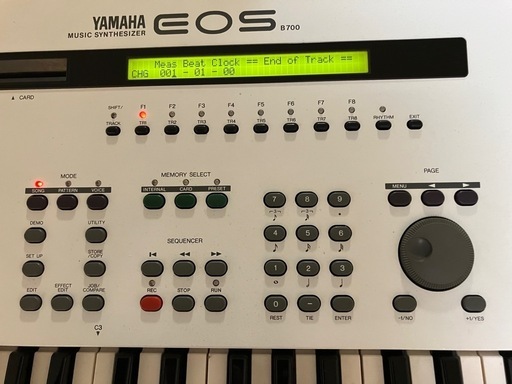 ヤマハ YAMAHA EOS B700 シンセサイザー　小室哲哉