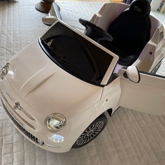 子ども用電動乗用カー　リモコン付き