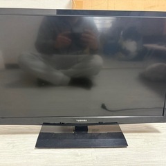 TOSHIBAテレビ　32インチ　リモコンあり