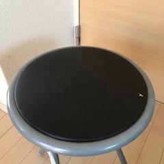 折りたたみチェアー
の画像