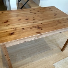 IKEAのテーブル&イスセット