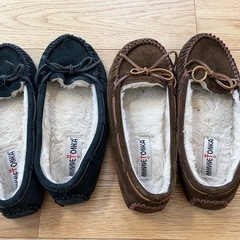 ミネトンカ2足セット　黒8(25cm)、茶9(26cm)