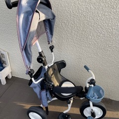 手押し三輪車の画像