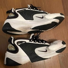 NIKE ZOOM 2K ナイキスニーカー 25cmの画像
